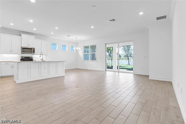 Building Photo - 317 Spiaggio Ct