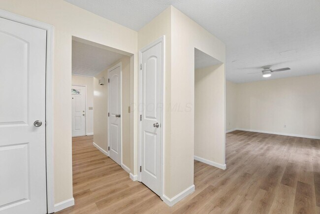 Building Photo - 2790 Bramblebush Ct