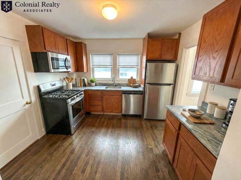 Building Photo - 42 Copeland St