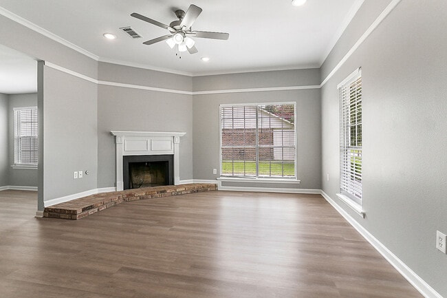 Building Photo - 4131 Country View Dr