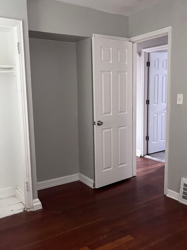 Building Photo - Cozy 2-Bedroom Ranch Home – Classic Brick ...