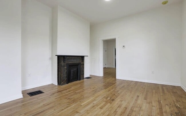Building Photo - 3610 Grove City Rd