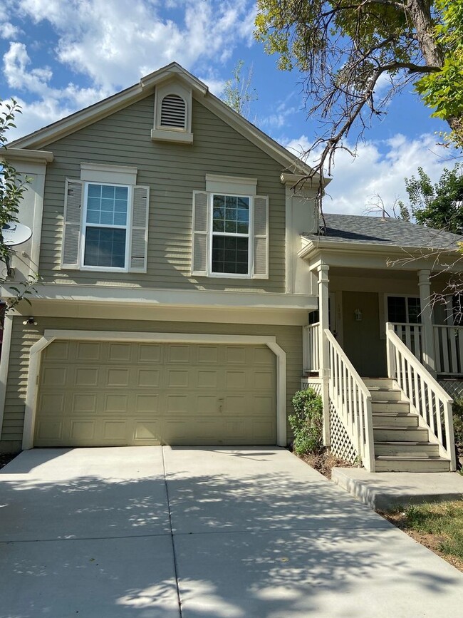 Primary Photo - House in Lafayette