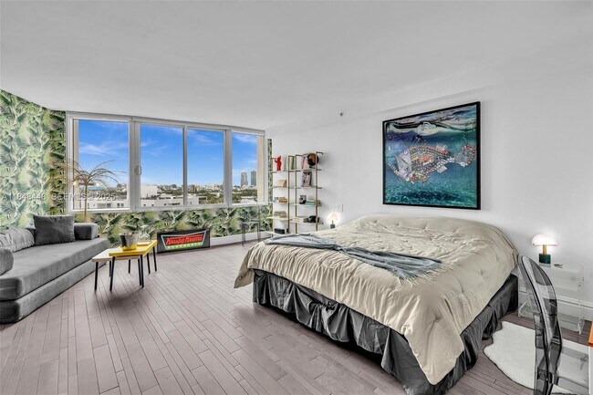 Building Photo - 1100 West Ave