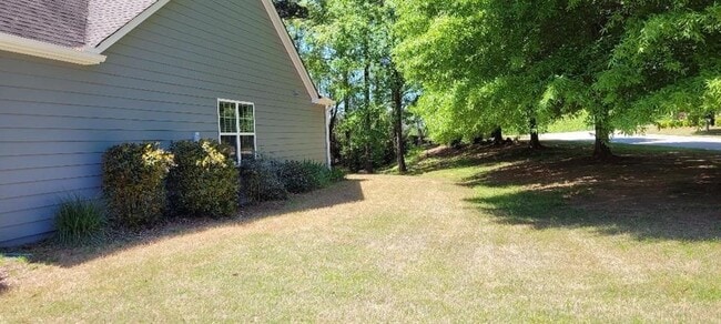 Building Photo - 310 Andrew Ridge Dr