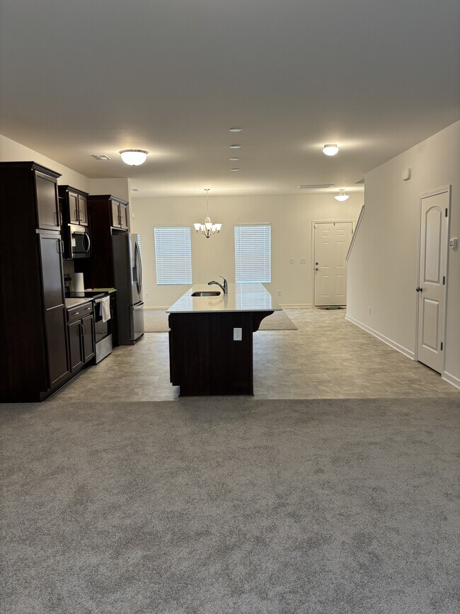 Building Photo - 113 Benson Vlg Dr