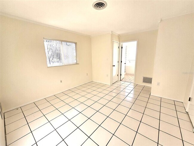 Building Photo - 122 Boundary Blvd