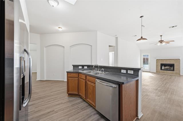 Building Photo - 518 Niagara Falls Dr