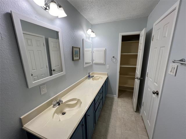 Building Photo - 1508 Alamosa Dr