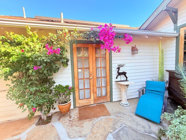 Building Photo - FULLY FURNISHED 30+ RENTAL IN SANTA BARBARA, Owner prefers 6-12 lease | Pet Friendly House