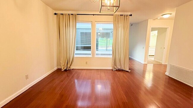 Building Photo - Charming, 2BD/2BA, Single-Story TH in Crow Canyon Country Club in Danville- Available NOW!