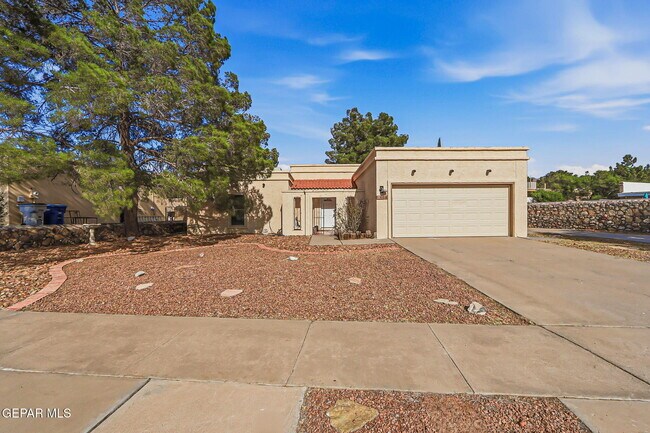 Building Photo - 604 La Chapa Ave