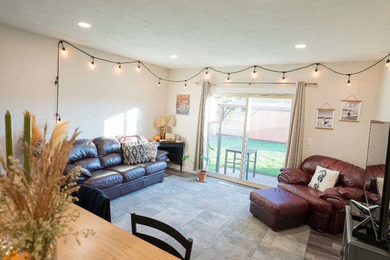 Building Photo - 1138 W Cecil St