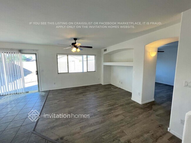 Building Photo - 13842 W Keim Dr