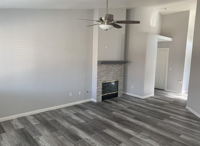 Building Photo - 8610 Bolero Dr