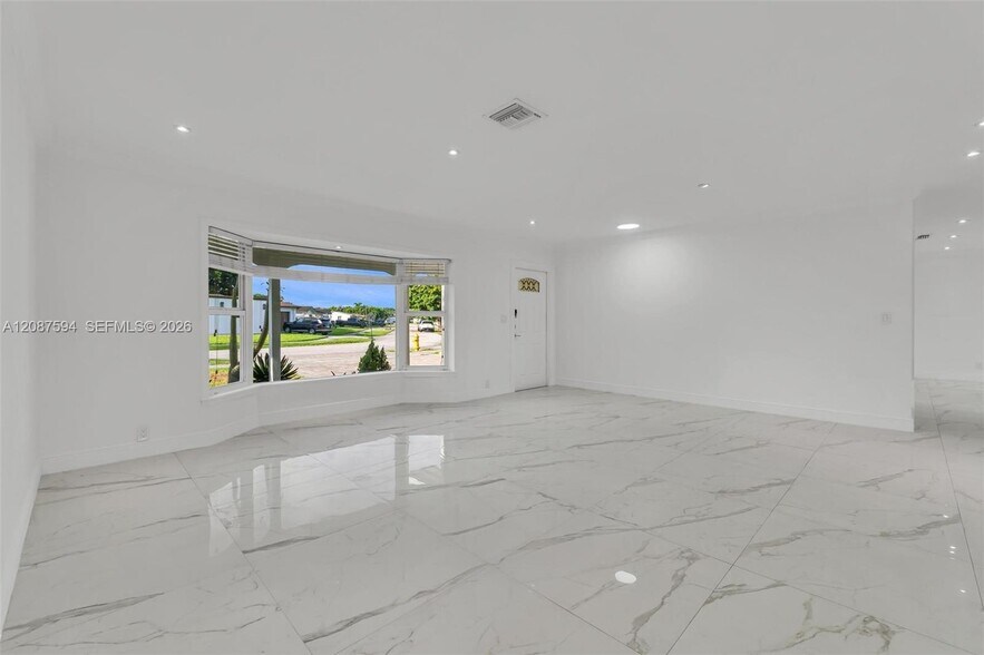 Building Photo - 14241 SW 83rd St