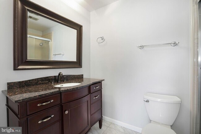 Building Photo - 7329 Fleetwood Ct