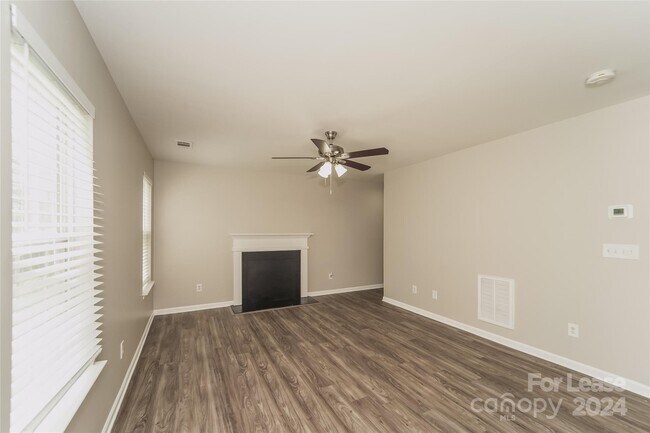 Building Photo - 2126 Cindy Creek Ln