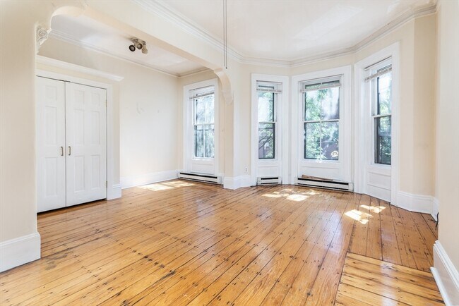 Primary Photo - 75 Chandler St