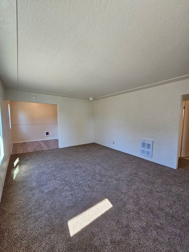 Building Photo - 289