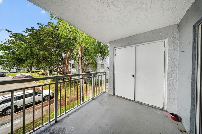 Building Photo - 8540 SW 212th St