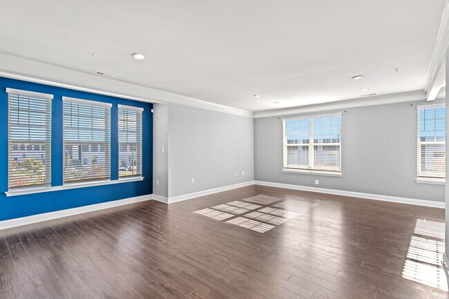 Building Photo - 7086 Executive Way
