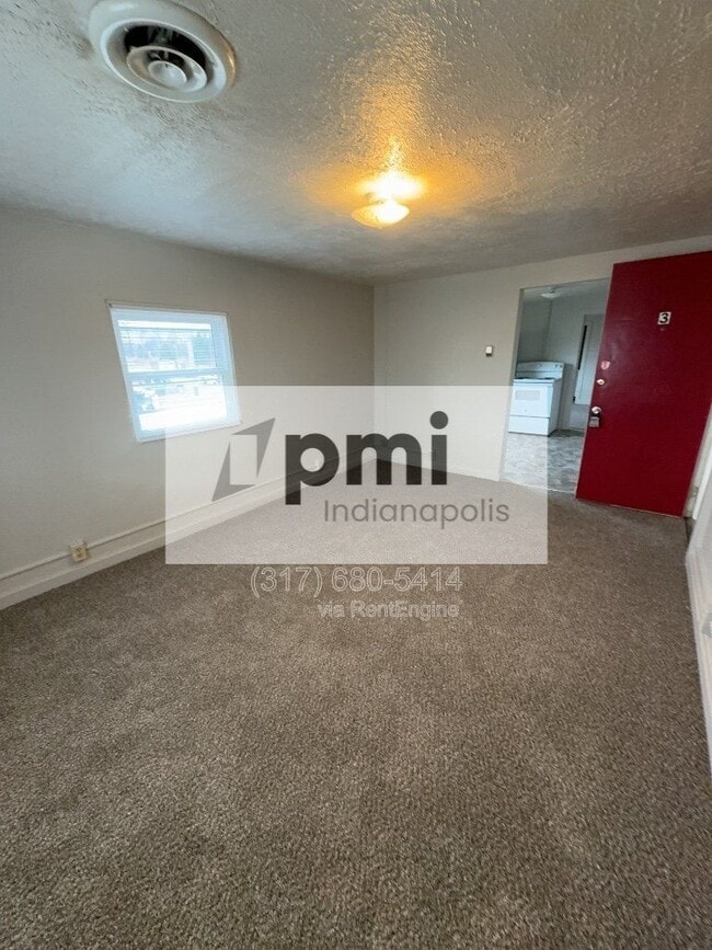 Building Photo - 1311 E 11th St