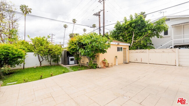 Building Photo - 488 S Willaman Dr