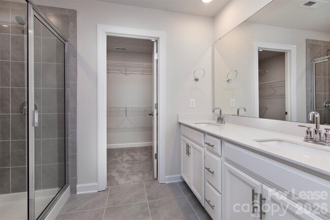 Building Photo - 11024 Broadbent Ct