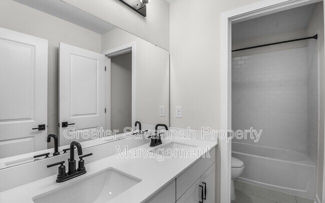 Building Photo - 109 Sweetwood Cir