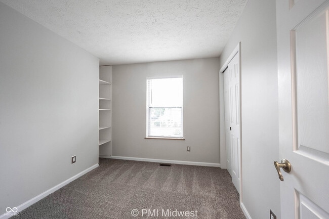 Building Photo - 860 Sable Ridge Dr