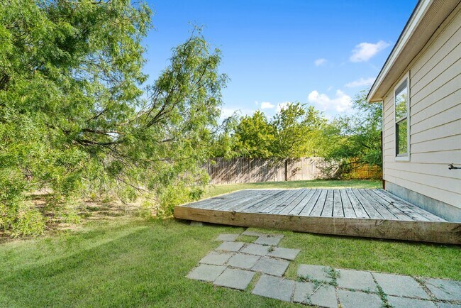 Building Photo - 13002 O'Connor Cove