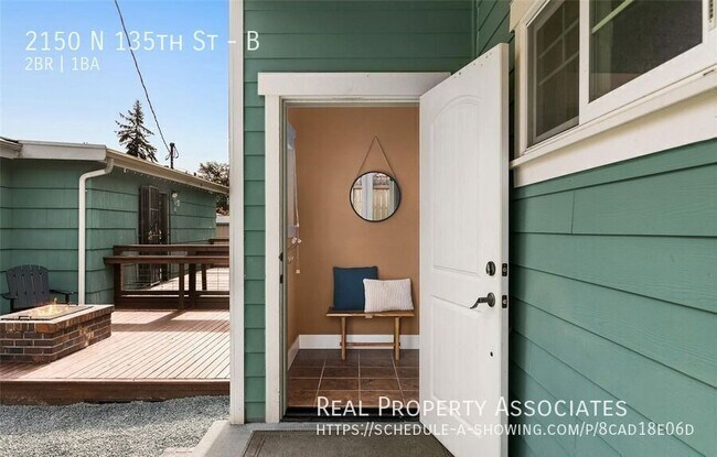 Building Photo - 2150 N 135th St
