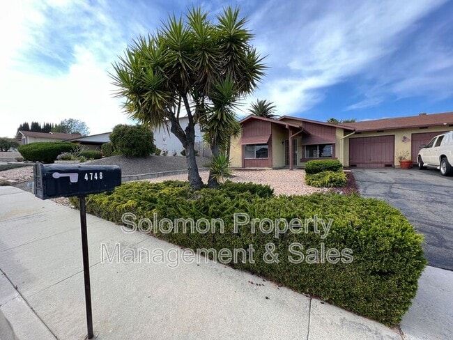 Building Photo - 4748 Sunny Hills Rd