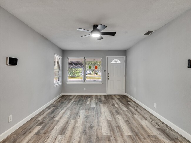 Building Photo - 7914 Belbay St