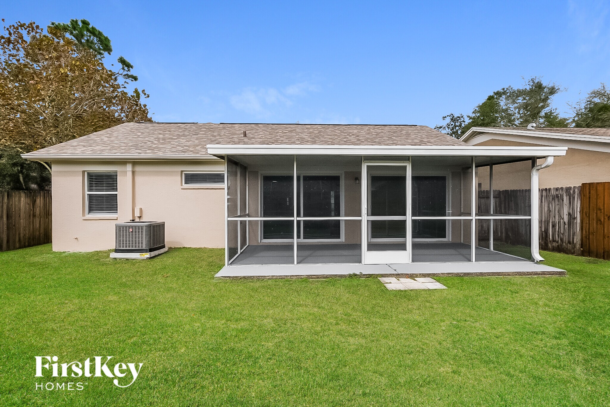 Building Photo - 1033 Hardwood Dr