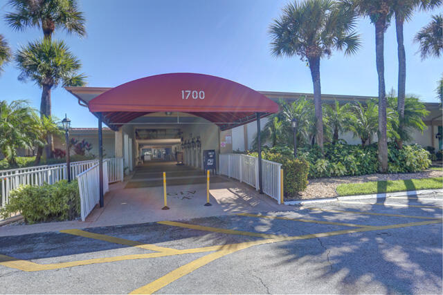 Building Photo - 235 Golden River Dr