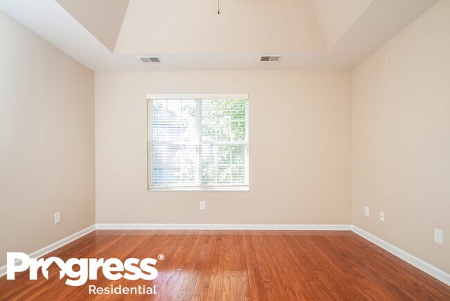 Building Photo - 1508 Stoner Valley