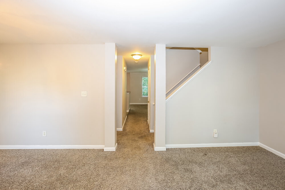 Building Photo - 15738 De Havilland Dr