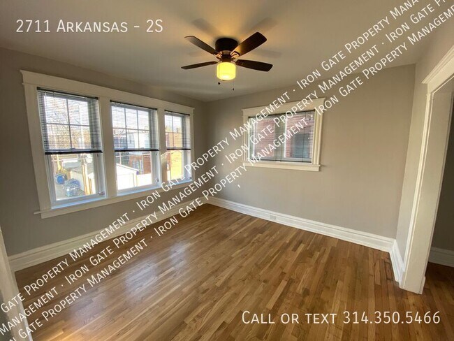 Primary Photo - 2711 Arkansas-2S