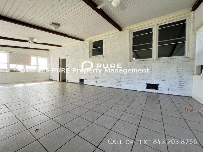 Building Photo - 268 Power House Rd