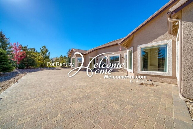 Building Photo - 15020 Redmond Lp