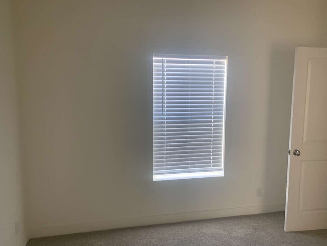 Building Photo - ** MOVE IN BONUS of $500.00 ** (If an agreement is signed by April 30th 2026) A brand new ADU (Ac...