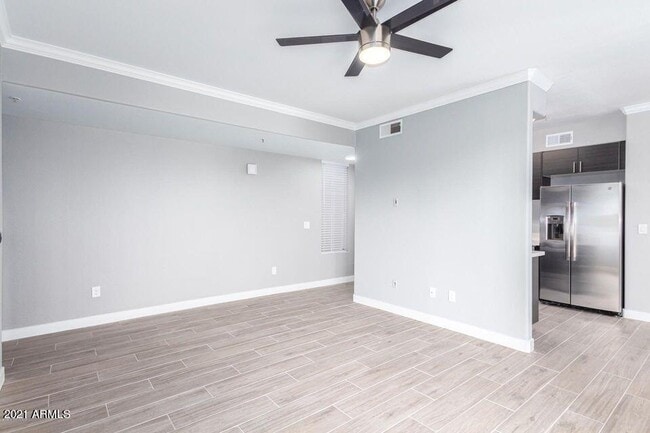 Building Photo - 2992 N Miller Rd