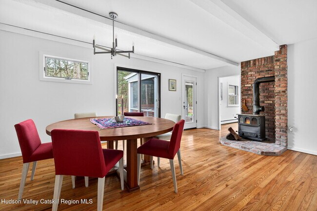 Building Photo - 64 Meher Cir