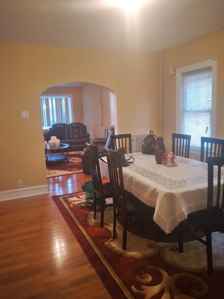 Building Photo - 219-11 114th Rd