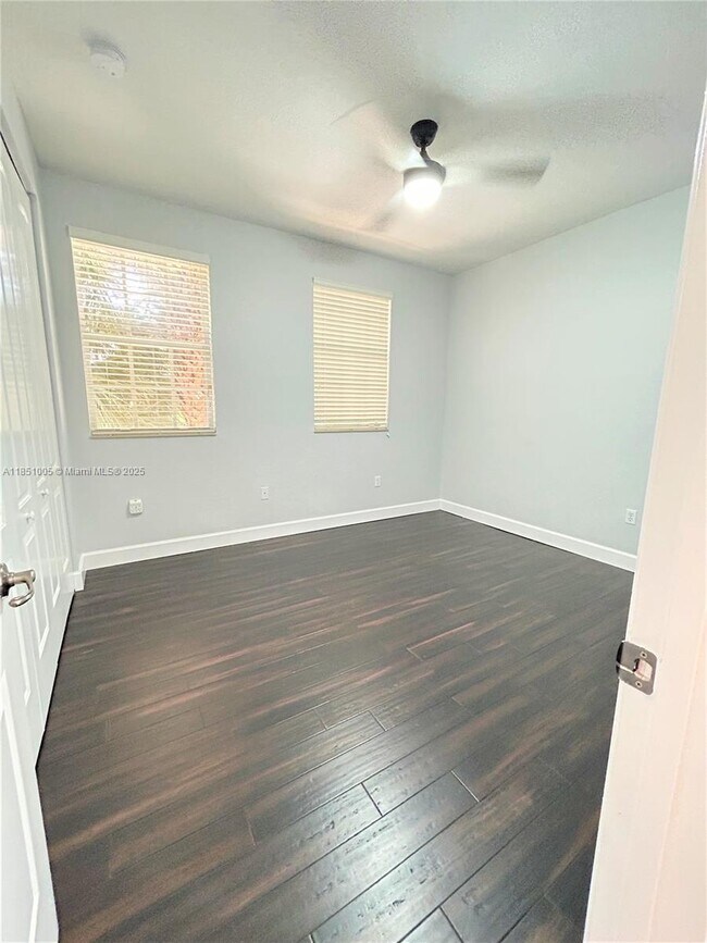 Building Photo - 1065 SW 147th Ter