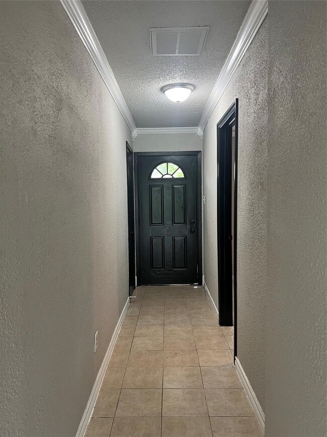 Building Photo - 10902 Jutland Rd