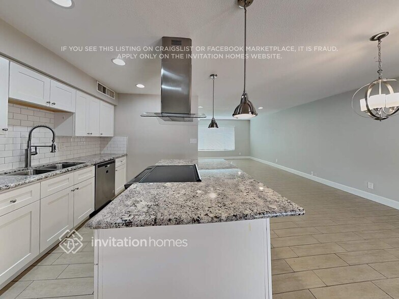 Building Photo - 8702 E Valley View Rd