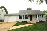 Building Photo - 428 Chamberlin Dr